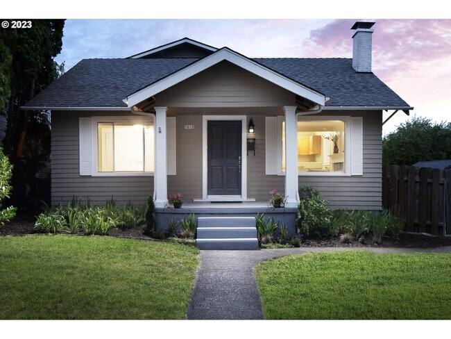 Foto del edificio - 7615 SE Morrison St