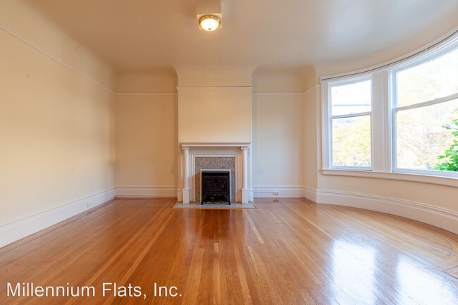 Building Photo - 3 br, 1 bath House - 363 Grove St