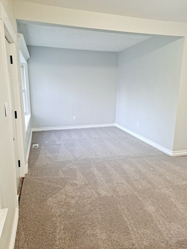 Foto del edificio - 4468 W 28th St