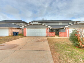 Building Photo - 8506 Candlewood Dr