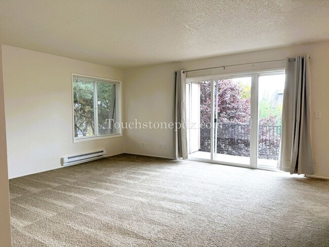 Building Photo - Charming 2-Bedroom Apartment in the Heart ...