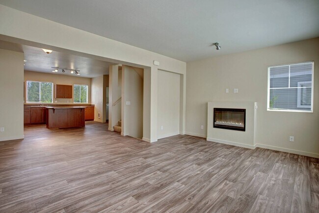 Foto del edificio - Brookstone at Edgewater Townhomes