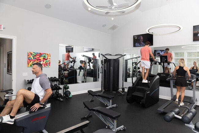 Building Photo - Orange Summit