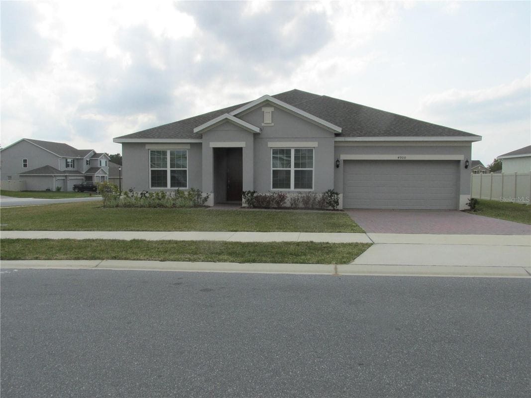 Primary Photo - 4900 Golden Zenith Wy