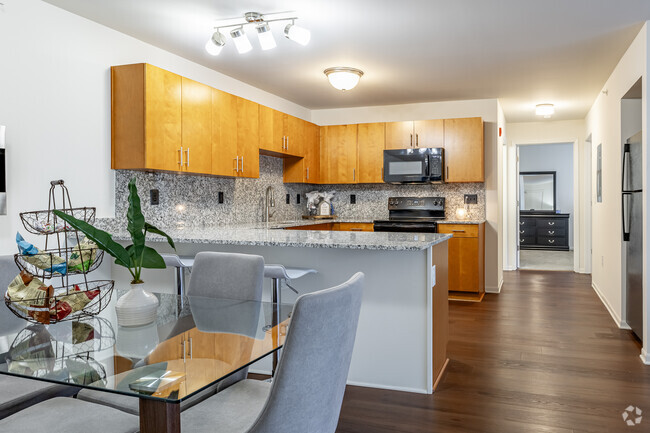 2BD, 1BA - 950SF - Kitchen and Dining Room - Withington Apartments*