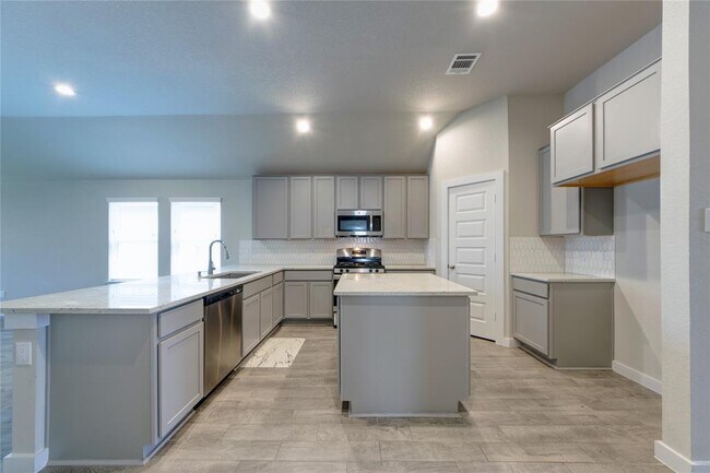 Building Photo - 5630 Silverleaf Oak Ln