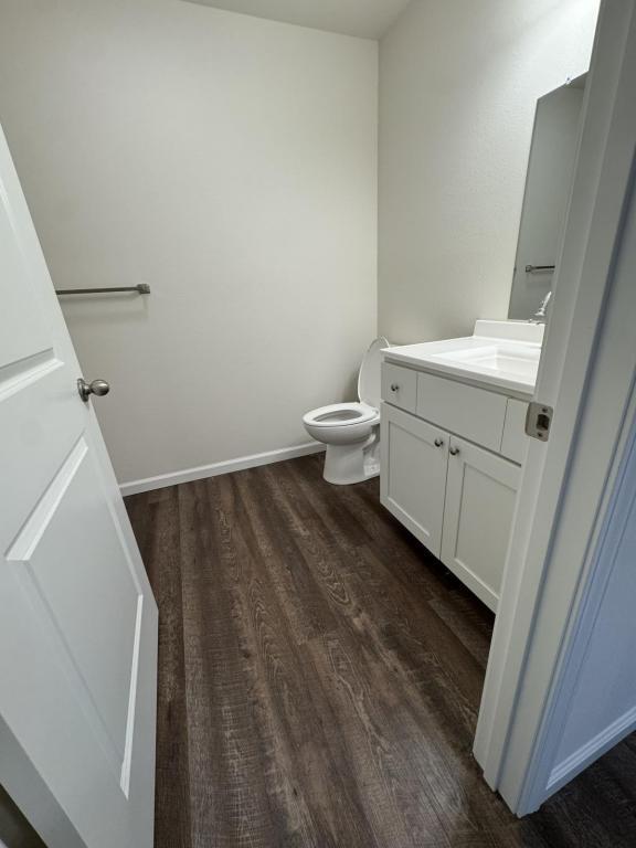 Foto del edificio - 323 Cedar Cove Ln