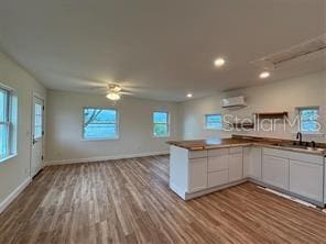Building Photo - 912 Lake Jessie Dr