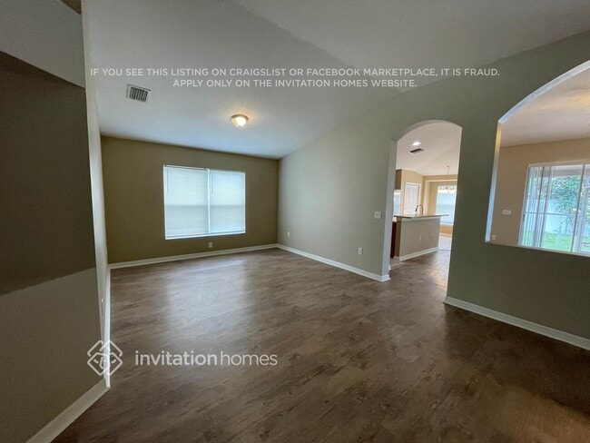 Building Photo - 24853 Siena Dr