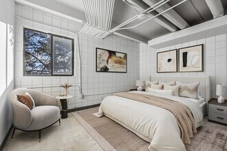 Building Photo - 415 S Weber St