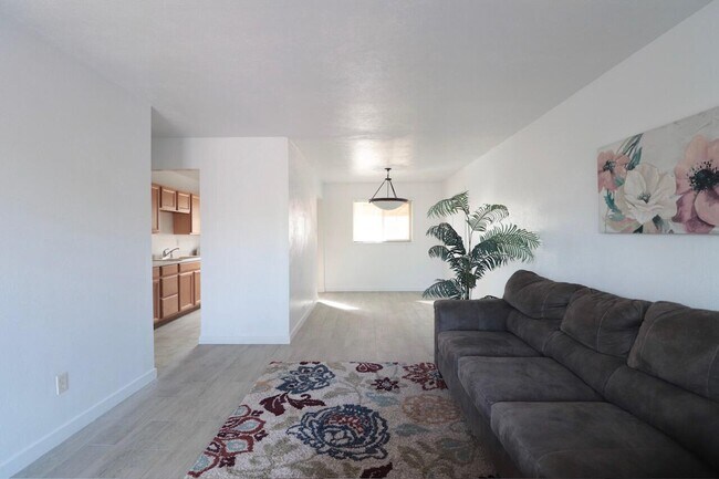 Foto del edificio - 1123 Betts St NE