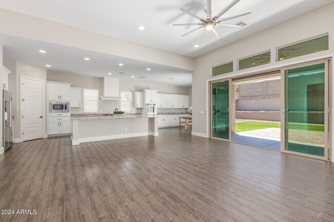 Foto del edificio - 9613 W Staghorn Rd