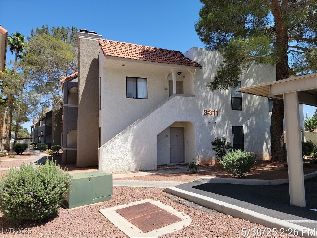 Foto principal - 3311 Sunfish Dr