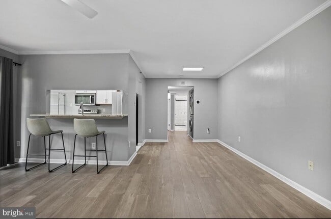 Building Photo - 4 Cedar Valley Pl