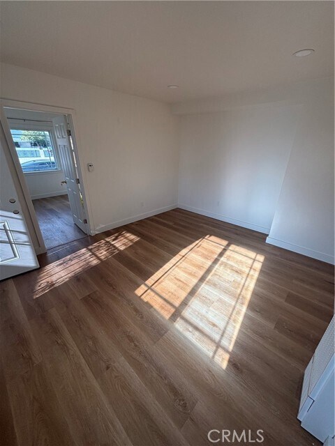 Foto del edificio - 950 E 48th St