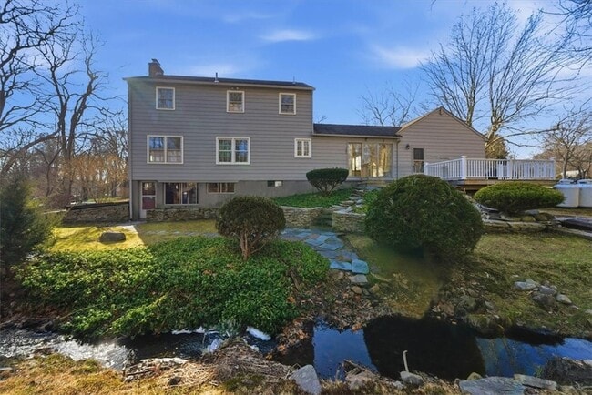 Building Photo - 86 Blueberry Dr