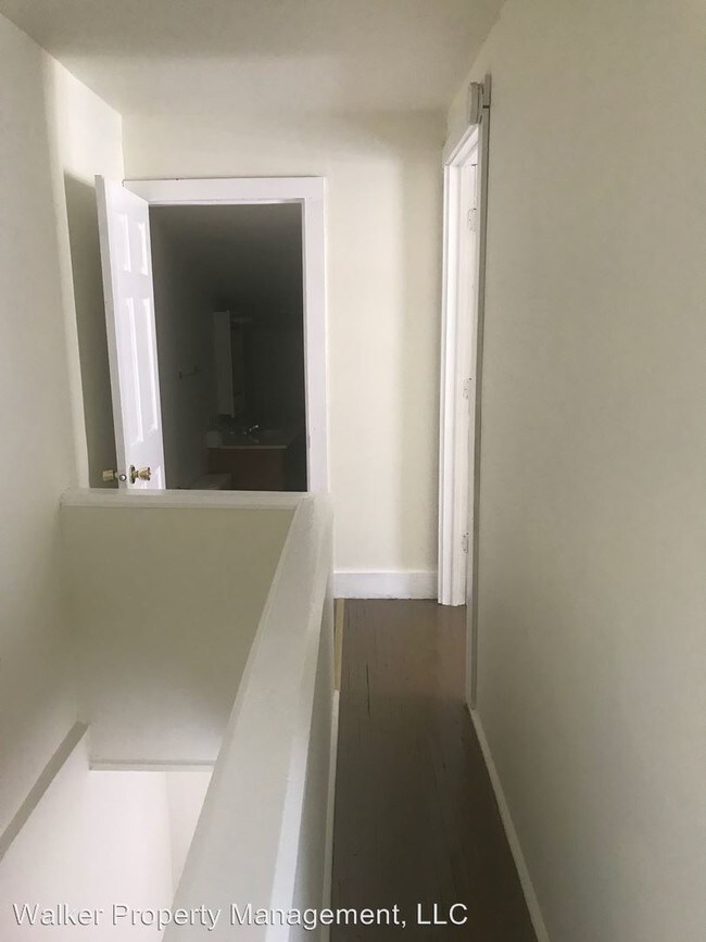 Foto del edificio - 2 br, 1 bath Apartment - 401 - 403 Milton Ave