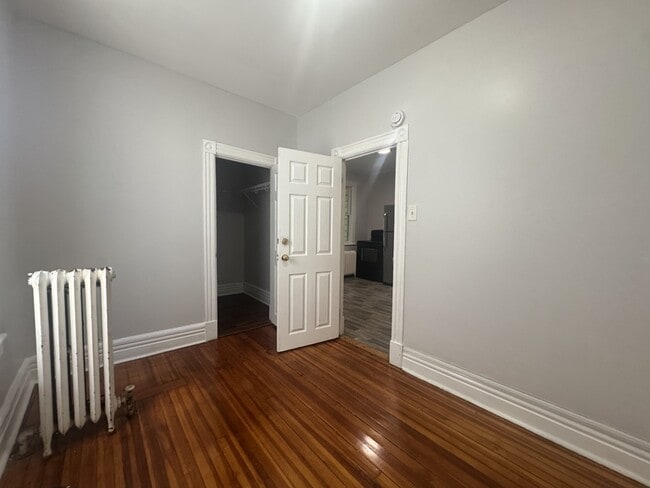 Building Photo - 531 Hamilton St