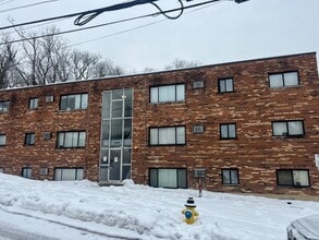 Building Photo - 2486 White St