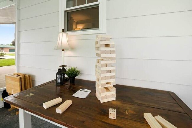 Foto del edificio - 138 Riverside Ave