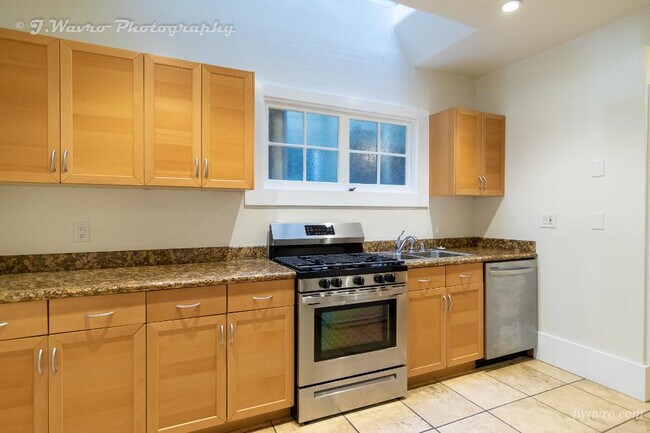 Foto del edificio - 2784 Union St