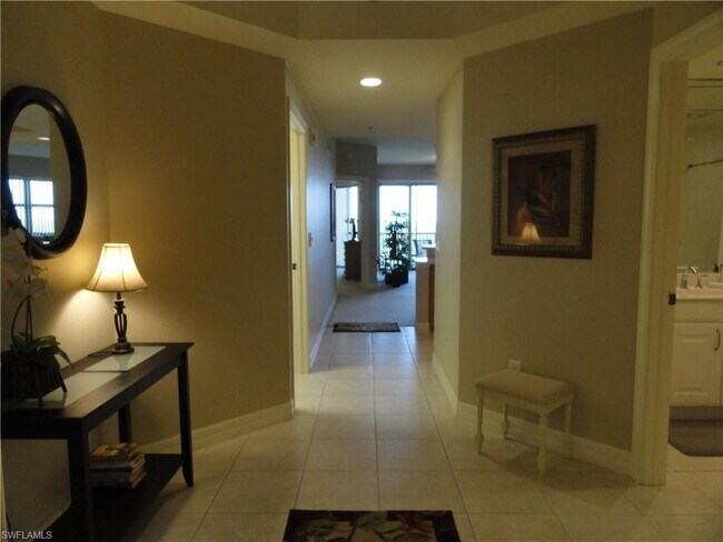 Building Photo - 14300 Riva Del Lago Dr