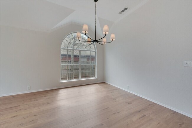 Building Photo - 7307 Cresson Dr
