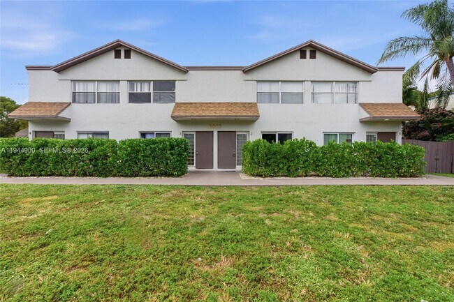 Foto del edificio - 3003 NW 5th Terrace