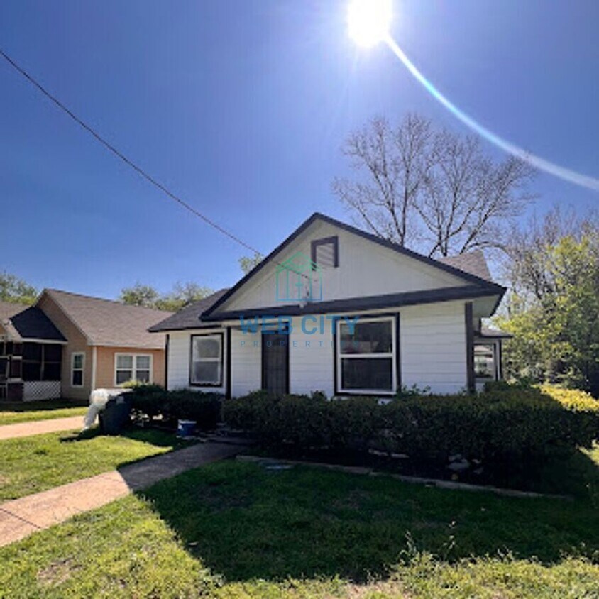 Photo - 2620 Exline St-