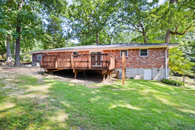 Building Photo - 2563 Dering Ct NE