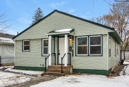 Building Photo - 4015 5th Ave S