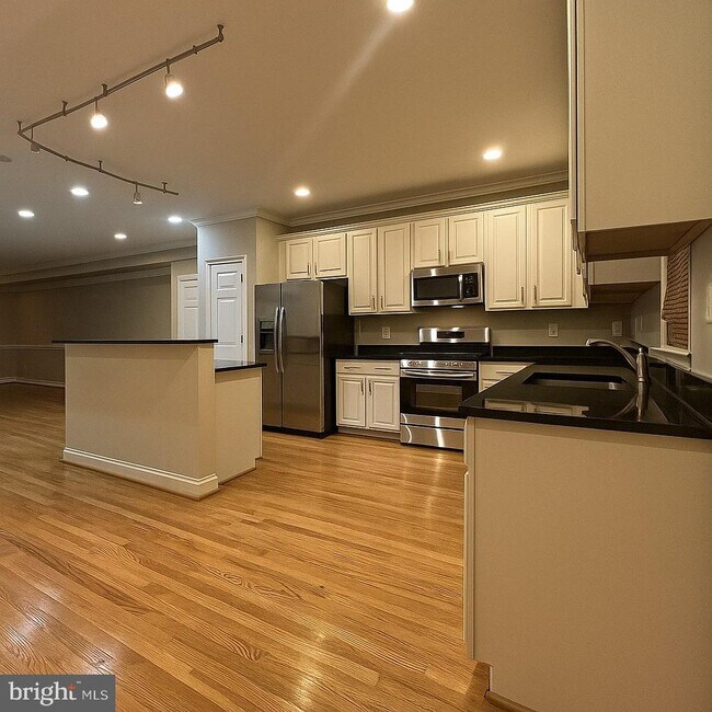 Foto del edificio - 1535 Gales St NE