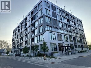 Building Photo - 690 King St W