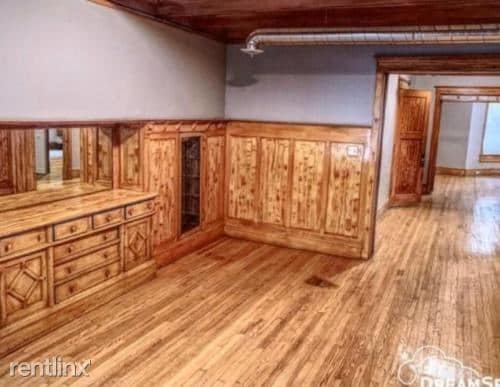 Building Photo - 4 br, 1 bath Apartment - 5120 S Michigan St