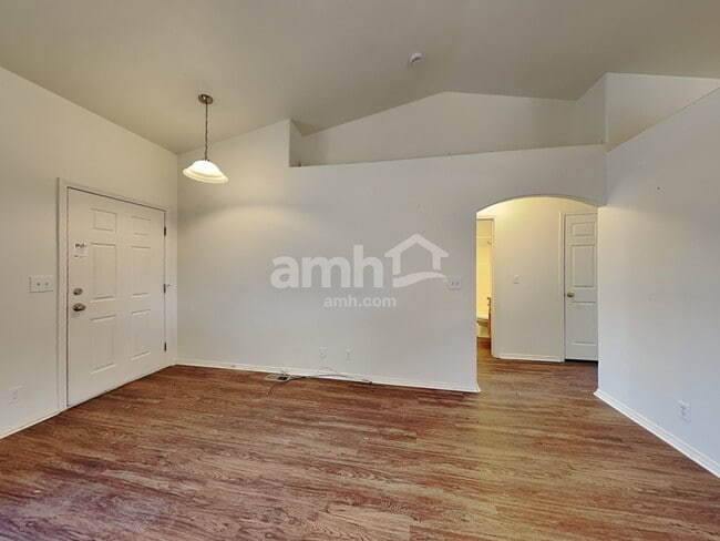 Building Photo - 1473 W Topanga Court