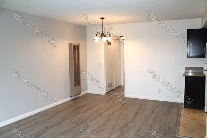 1bd 1bth 1st Floor Apt East Palmdale Apartments In Palmdale Ca