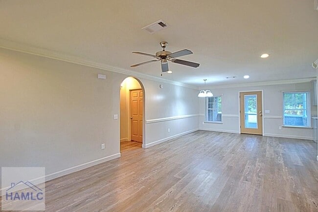 Building Photo - 5781 E Oglethorpe Hwy