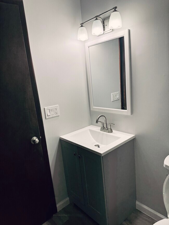 Foto del edificio - 268 Robert Dr