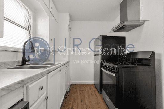 Foto del edificio - 3132 N 28th St
