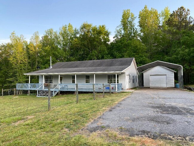 Building Photo - 3022 Centerville Rd