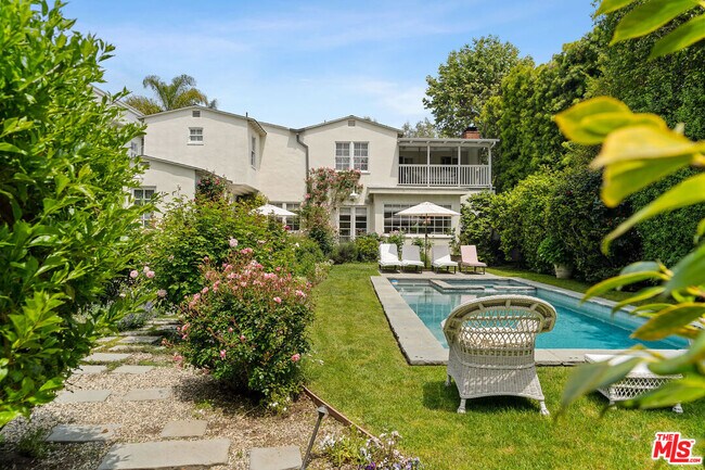 Foto del edificio - 517 Avondale Ave