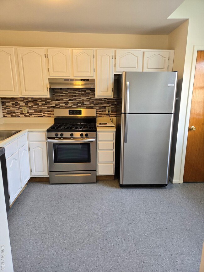 Foto del edificio - 538 Saracino Dr