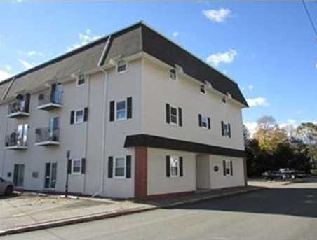 Primary Photo - 16 Richards Ave