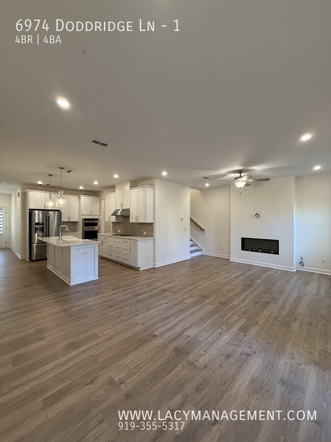 Foto del edificio - 6974 Doddridge Ln