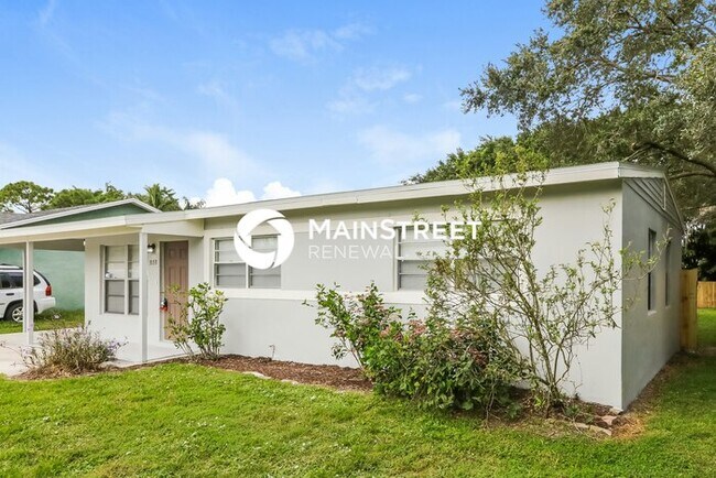 Foto del edificio - 3 Bedroom Pet-Friendly Home in STUART, FL with Main Street Renewal