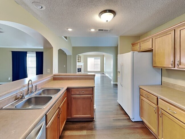 Foto del edificio - 7513 Easterly Ln