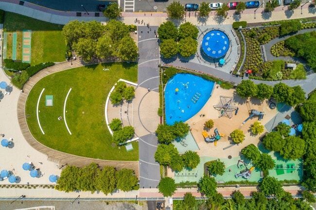 Espacio al aire libre incomparable en Newport Green. - Newport Rentals