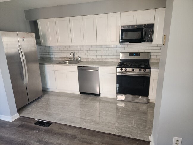 Building Photo - 7526 Rabon Ave