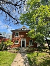 Building Photo - 15 Freeman Pl