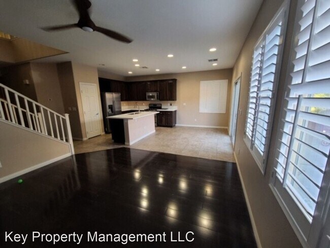 Foto del edificio - 3 br, 3.5 bath House - 9772 Bedstraw St